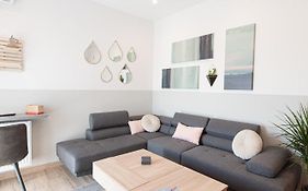 Iviskos Apartment - Hellenic Apartments Avlona